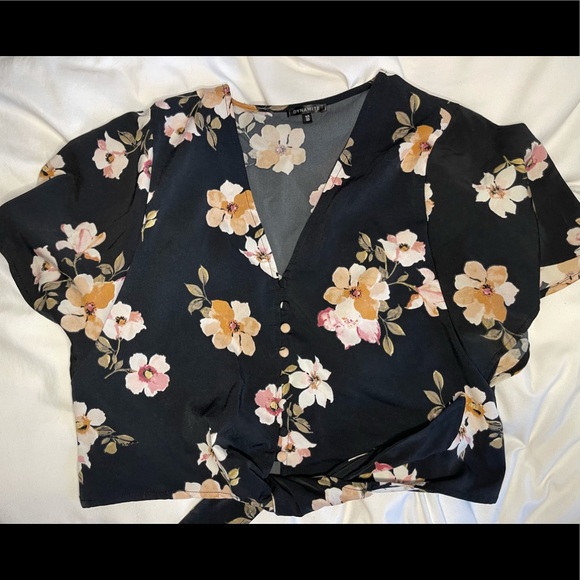 Dynamite Blouse - Picture 1 of 1